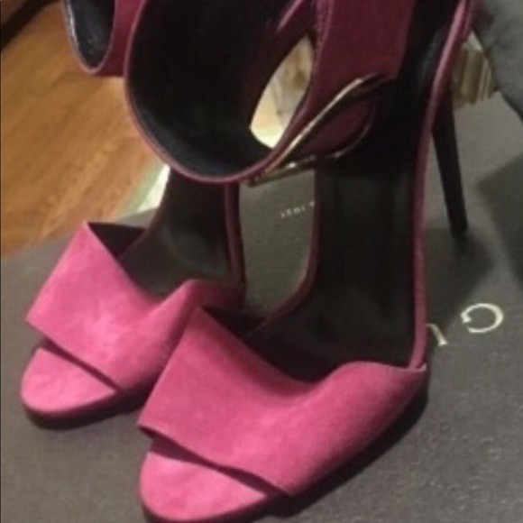 Pink auth Gucci Heel - Picture 3 of 7